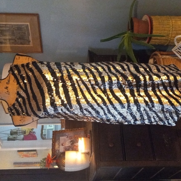 Trina Turk Quartz Black and Gold Zebra Stripe Sequin Mini Shift Dress NWT - Picture 2 of 15